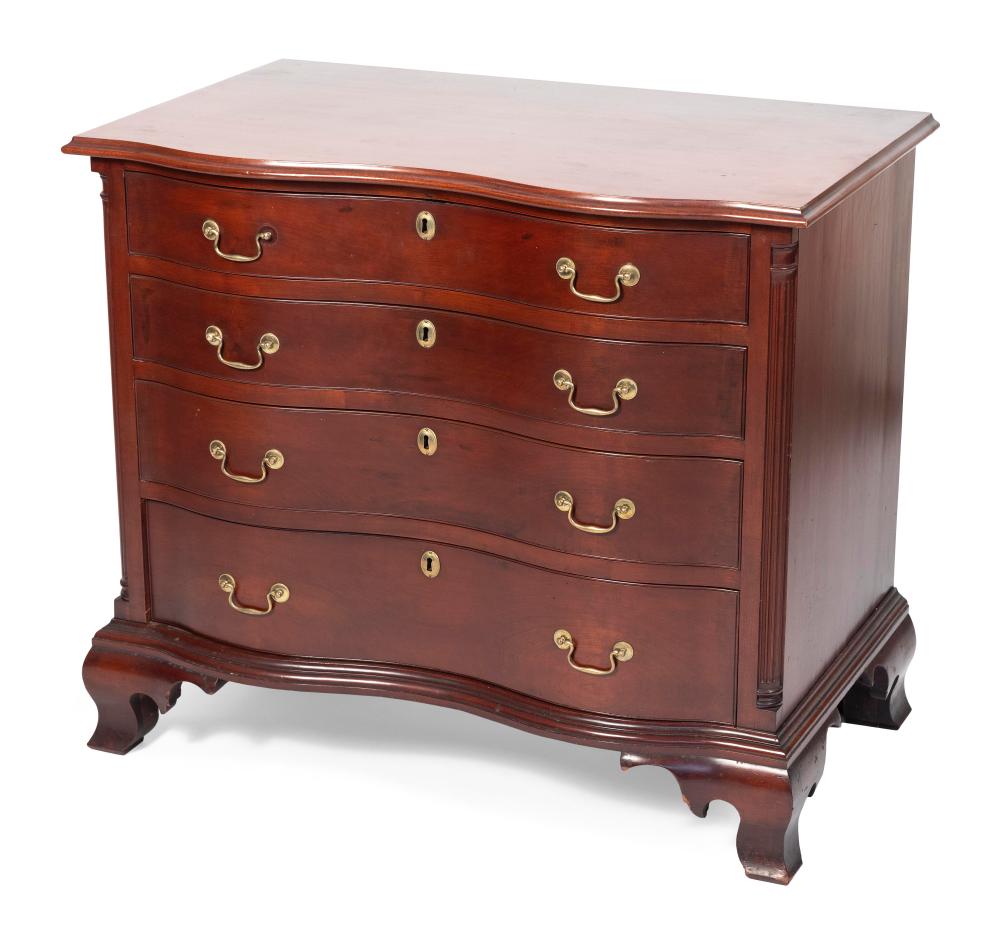 CHIPPENDALE OXBOW BUREAU NEW ENGLAND  35106a