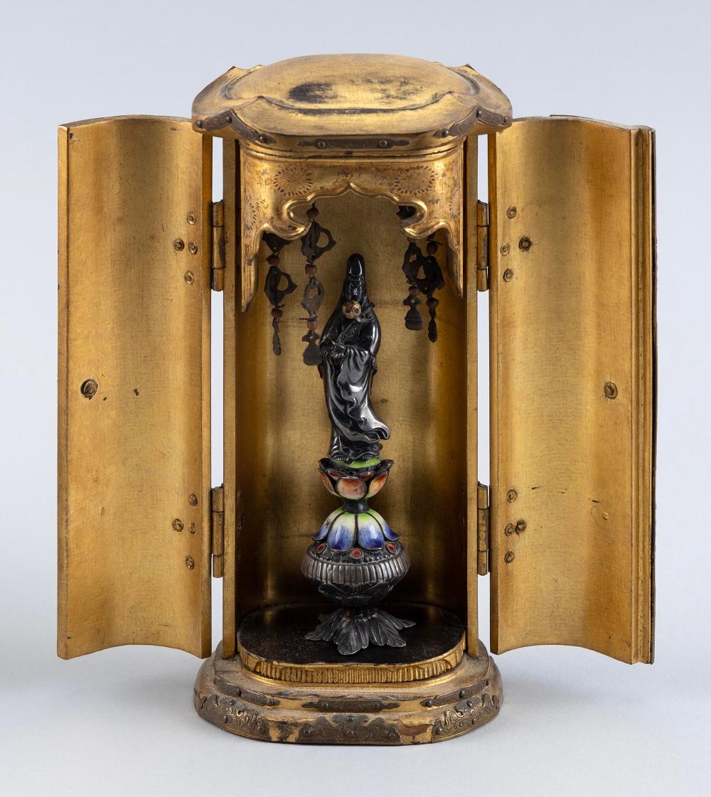 JAPANESE GILT-LACQUER ZUSHI WITH