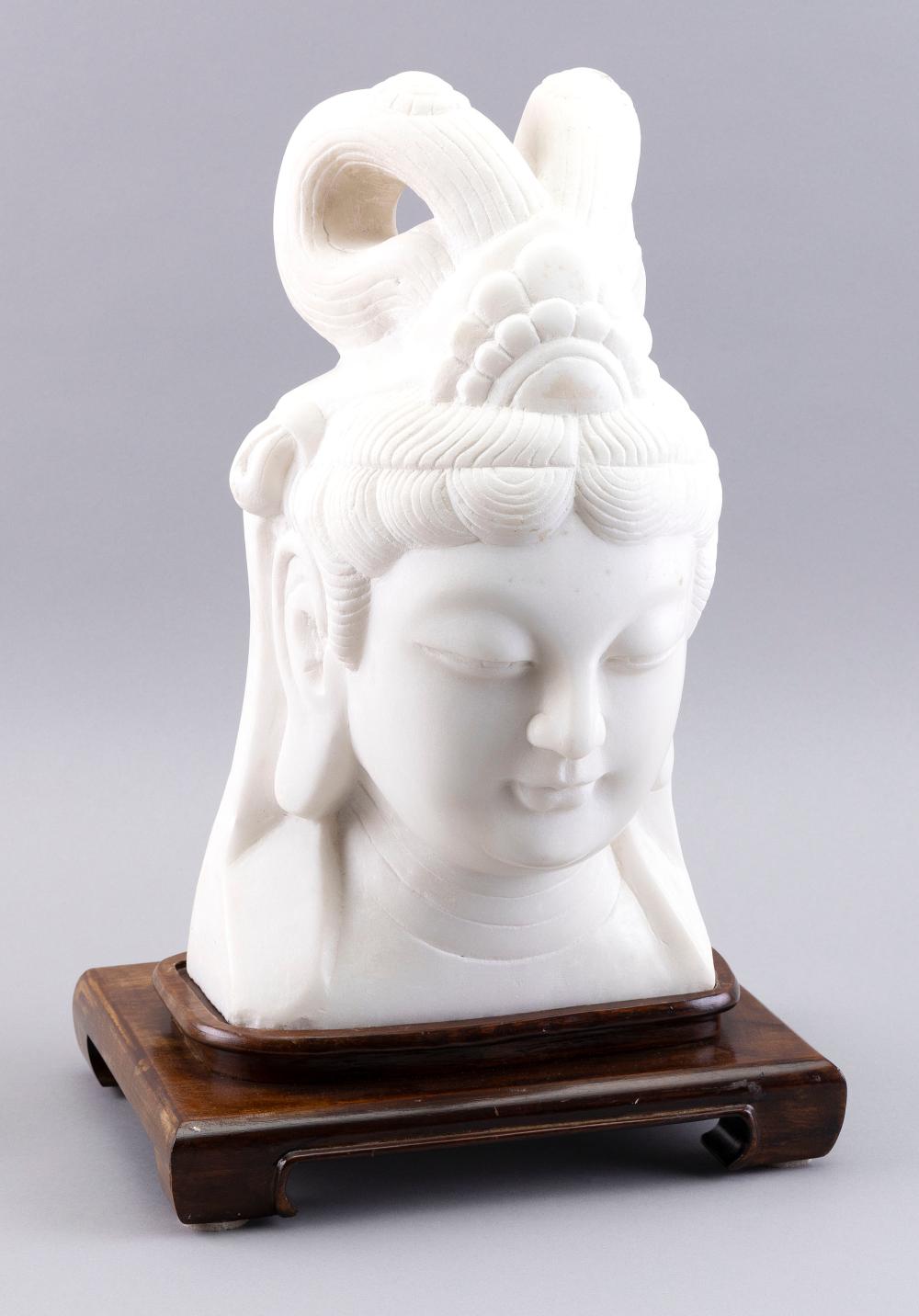 CHINESE CARVED ALABASTER HEAD OF