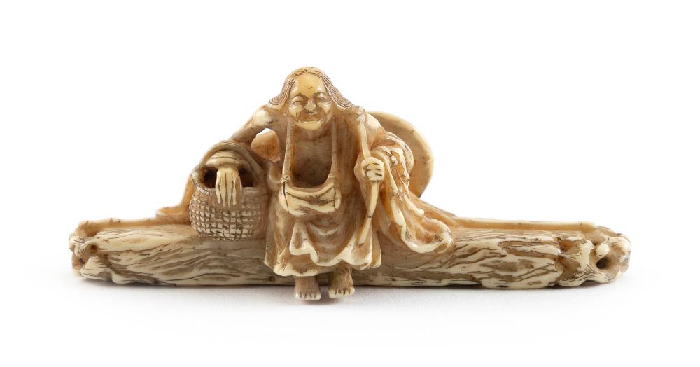 JAPANESE CARVED IVORY NETSUKE 19TH 3512b2