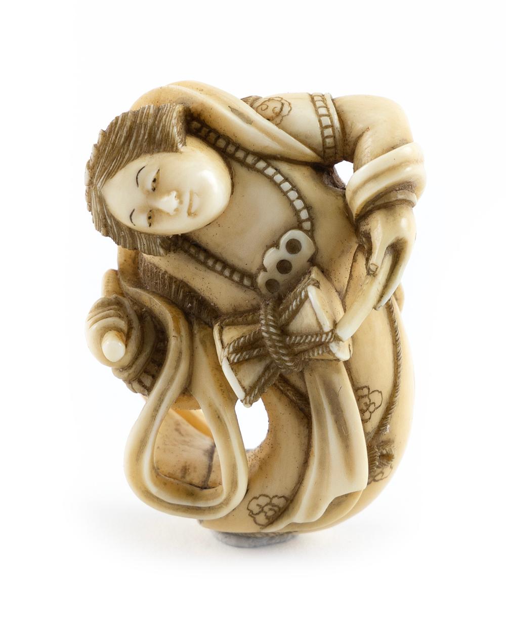 JAPANESE CARVED IVORY NETSUKE 19TH