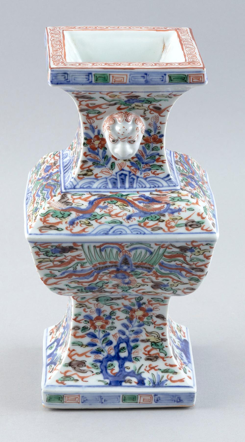 CHINESE DOUCAI PORCELAIN VASE 20TH 351397