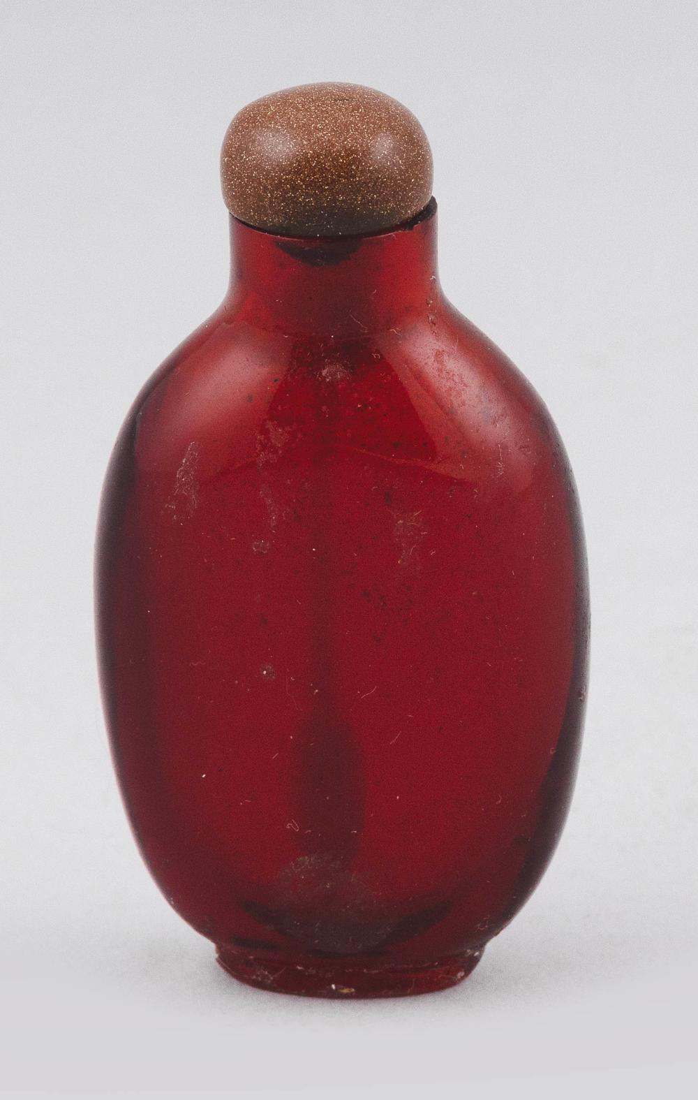 CHINESE RUBY GLASS SNUFF BOTTLE 3513d6