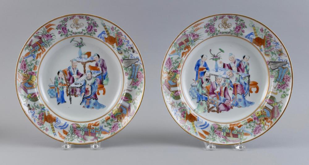 PAIR OF CHINESE EXPORT FAMILLE 35175f