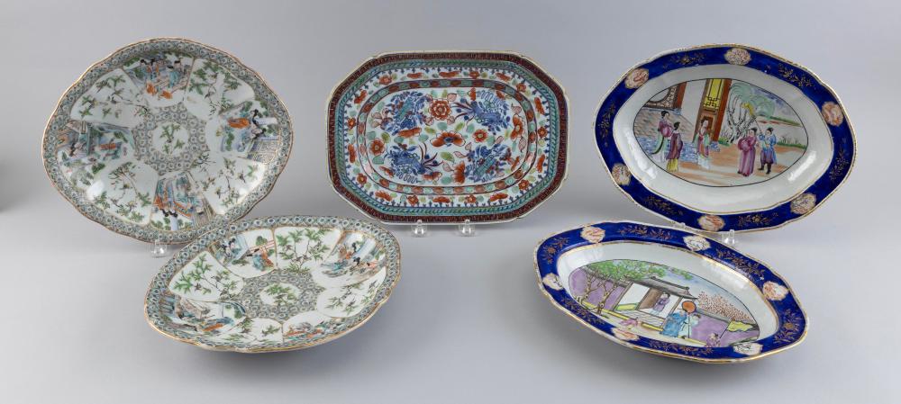 FIVE CHINESE EXPORT PORCELAIN PLATTERS
