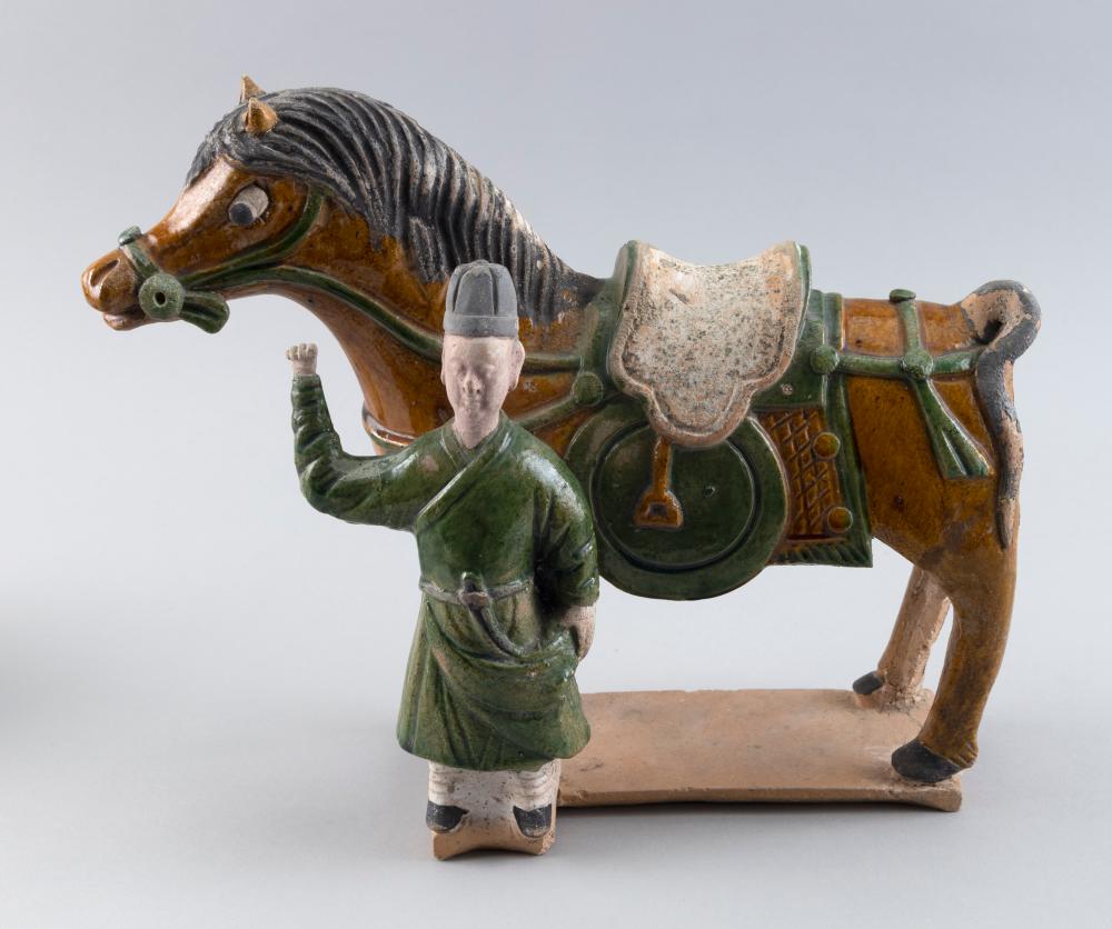 CHINESE SANCAI GLAZE POTTERY HORSE 351836