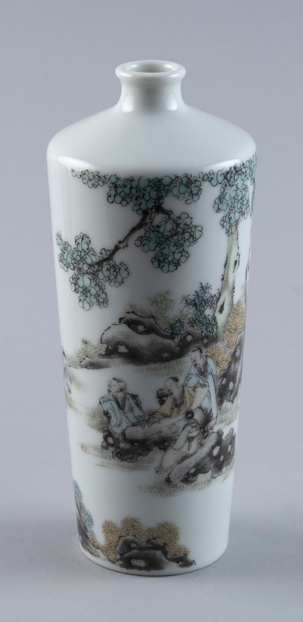 CHINESE FAMILLE VERTE PORCELAIN 35188a