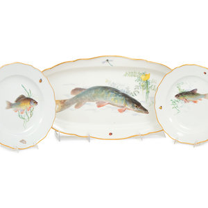 A Meissen Porcelain Fish Service comprising 34f2e5