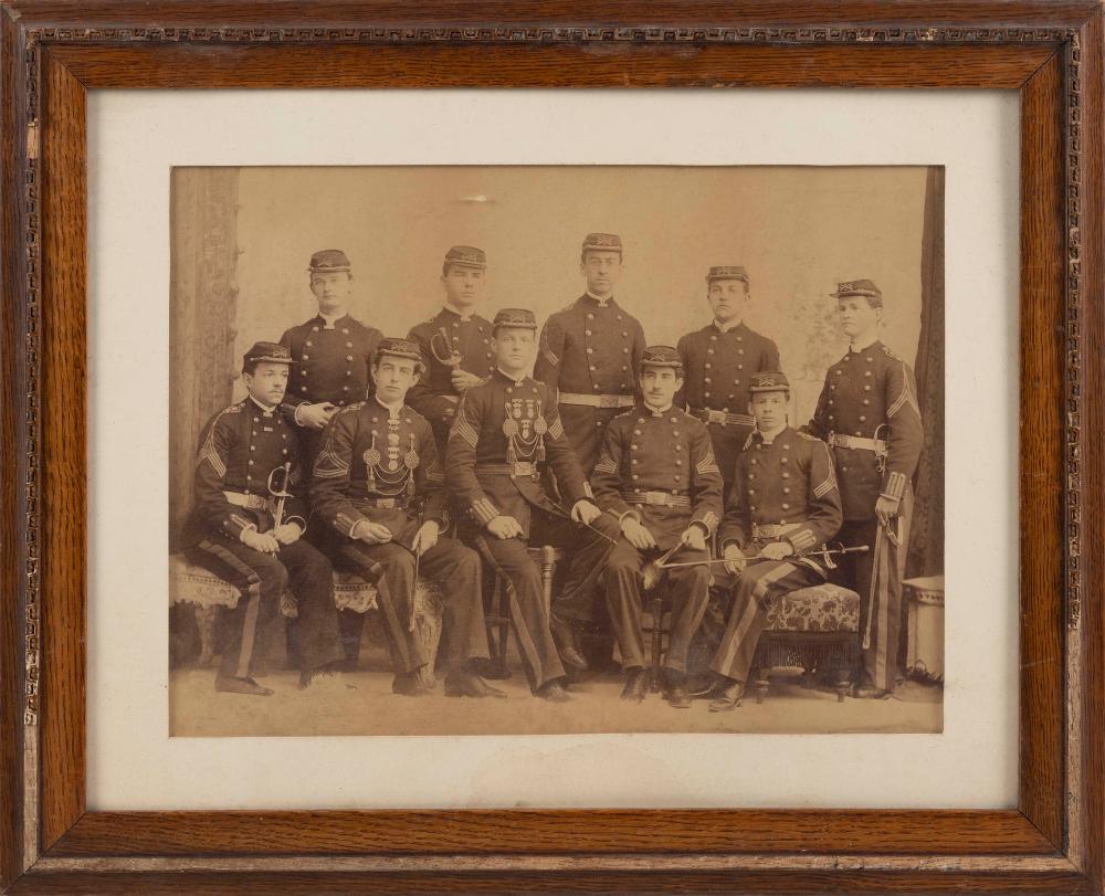 PHOTOGRAPH OF TEN ARMY OFFICERS 34f331