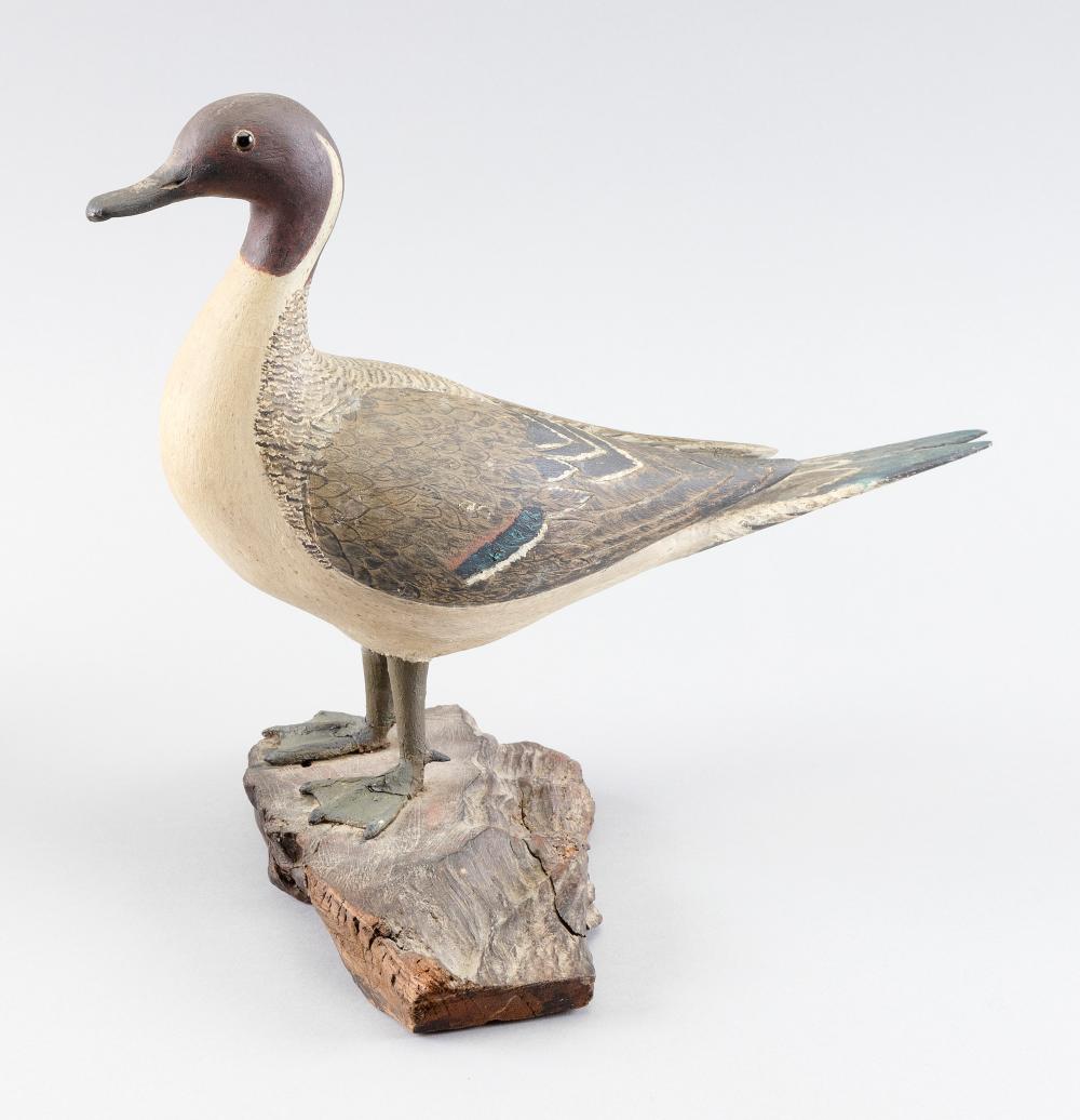 DECORATIVE CARVING OF A PINTAIL 34f3ad