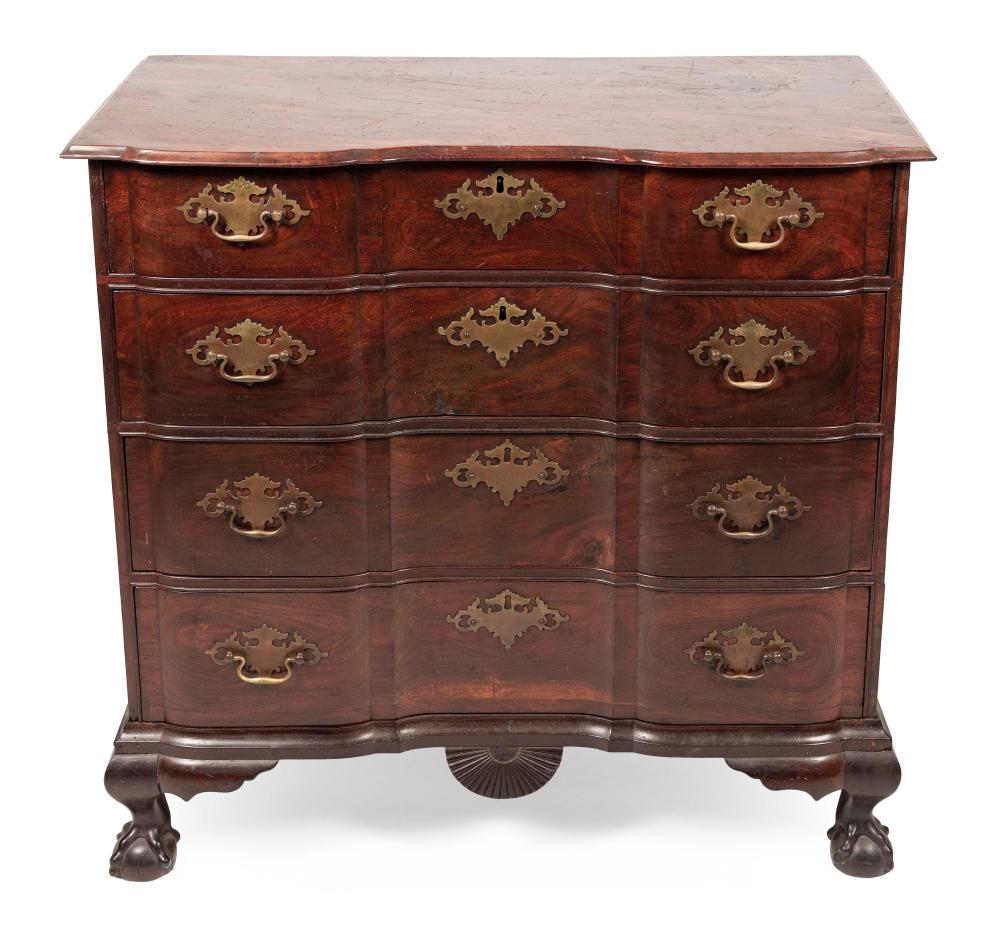 EXCEPTIONAL CHIPPENDALE BLOCK FRONT 34f504