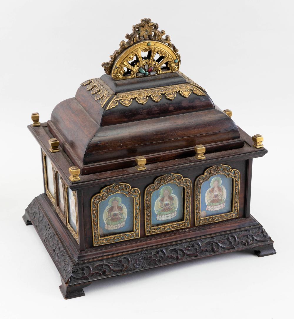 ORNATE CHINESE WOOD JEWELRY BOX