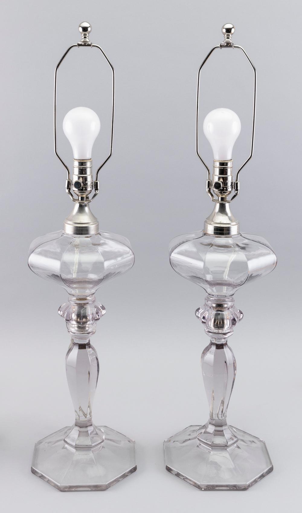 PAIR OF CLEAR GLASS BANQUET LAMPS FIRST