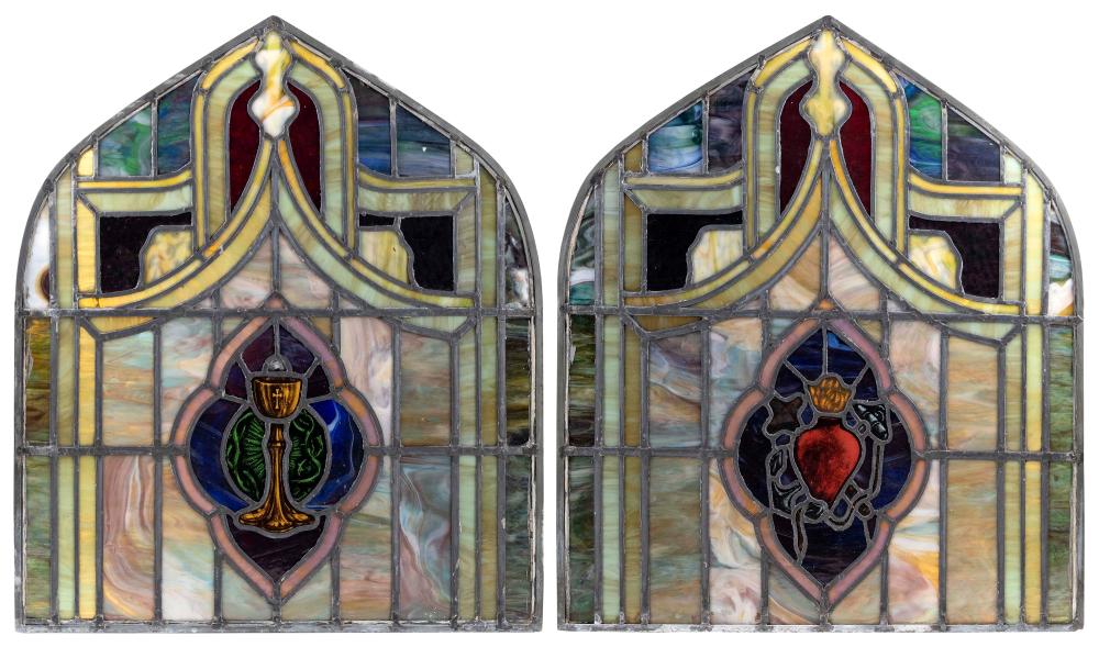 PAIR OF GOTHIC STYLE STAINED GLASS 34f845