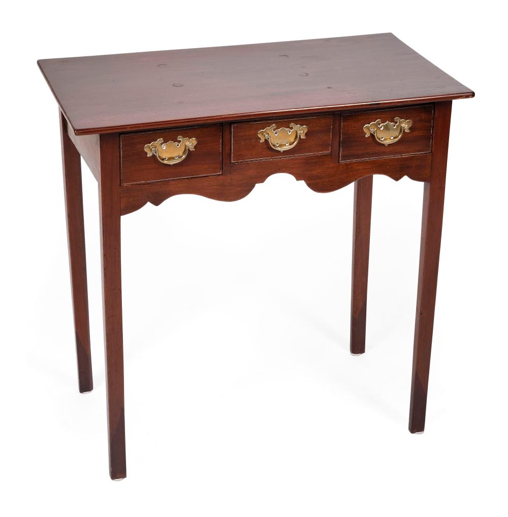 ENGLISH DRESSING TABLE LATE 18TH 34f901