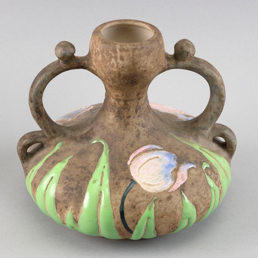 AMPHORA ART NOUVEAU POTTERY HANDLED 34f970