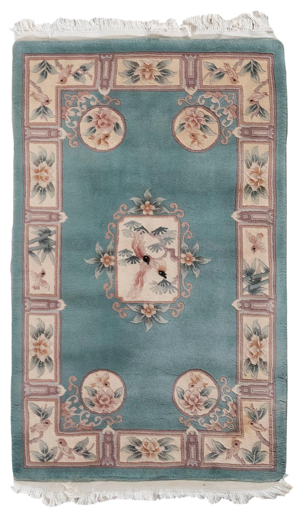 CHINESE DESIGN RUG: 3’0” X 5’1”