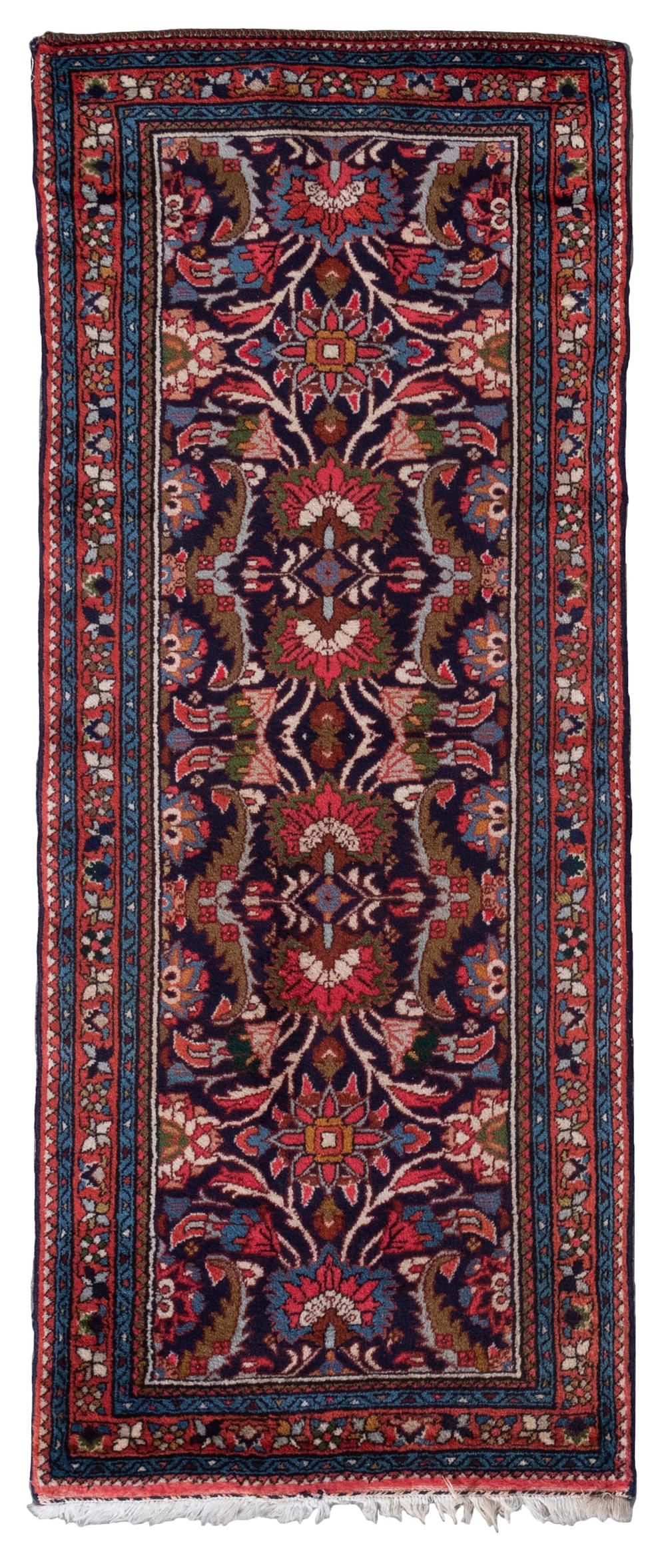 PERSIAN RUG 2 7 X 6 7  34f97c