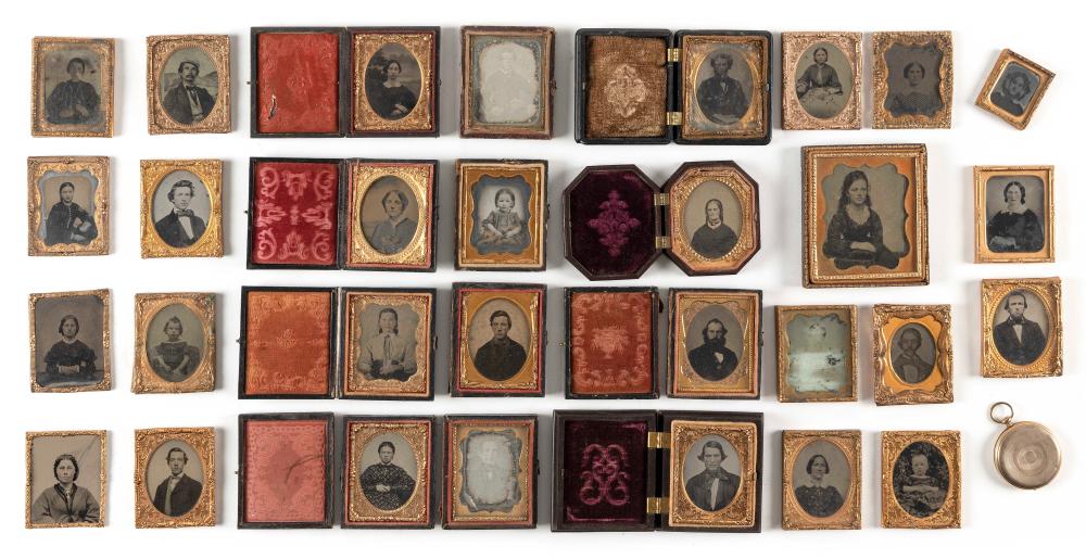 APPROX THIRTY DAGUERREOTYPES AND 34f9ec