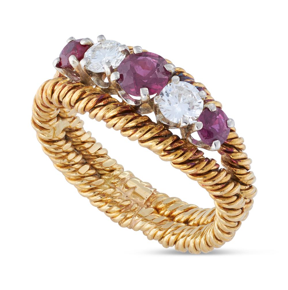 DIAMOND, RUBY AND 18KT YELLOW GOLD
