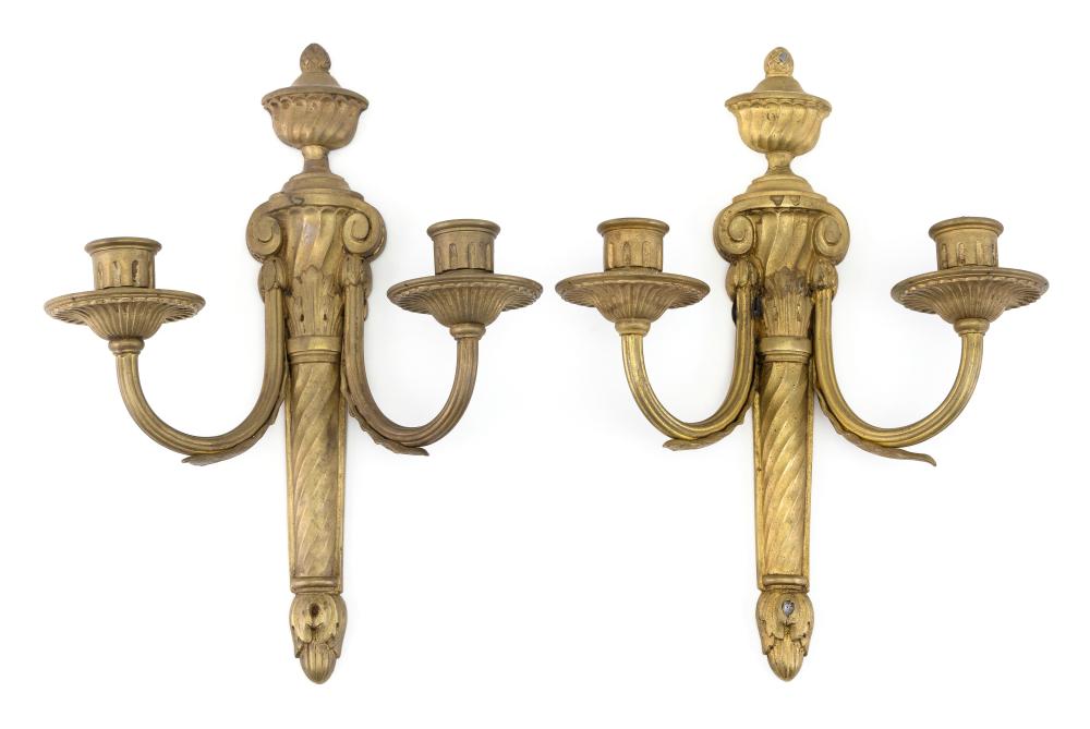 PAIR OF BRONZE TWO SOCLE WALL SCONCES 34fc54