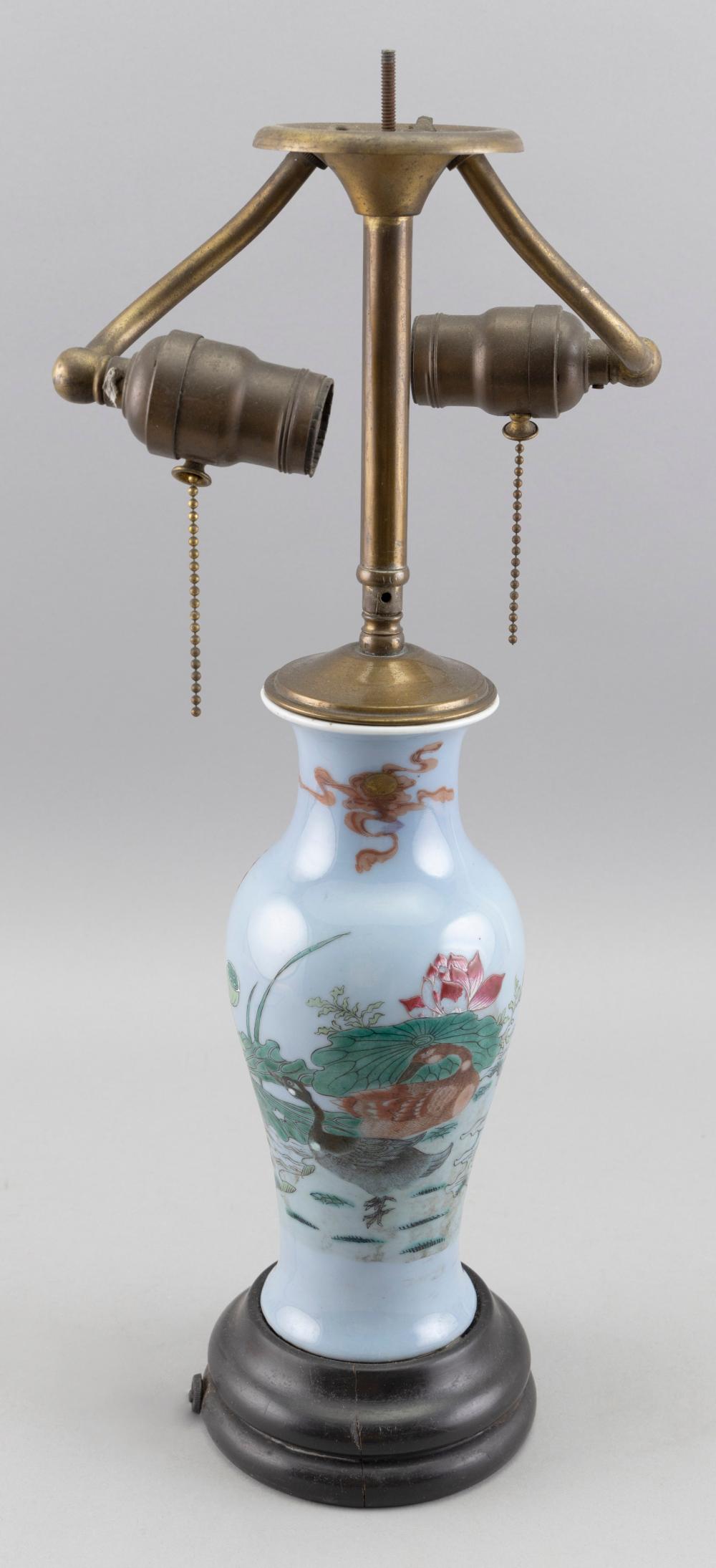 CHINESE PORCELAIN TABLE LAMP LATE