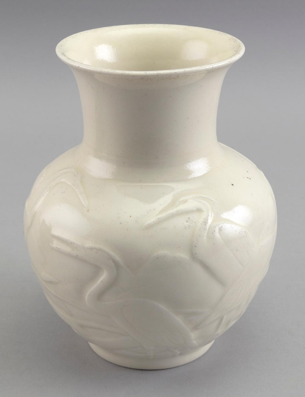 ROOKWOOD POTTERY OFF-WHITE GLAZE