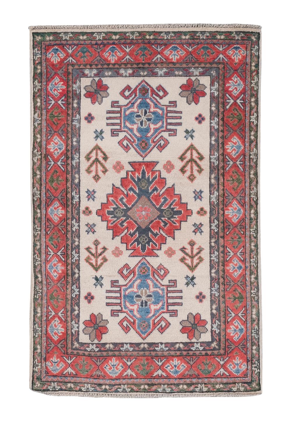 KAZAK DESIGN RUG: 2’7” X 4’1”