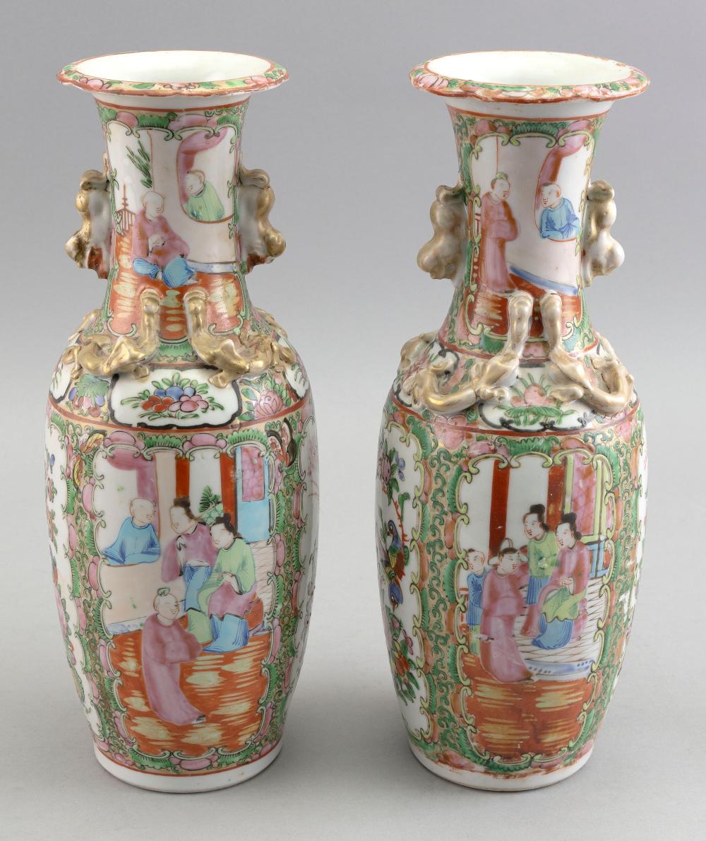 PAIR OF CHINESE ROSE MANDARIN PORCELAIN 34fe0c