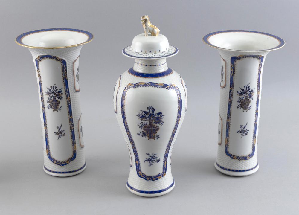 CHINESE EXPORT PORCELAIN THREE-PIECE