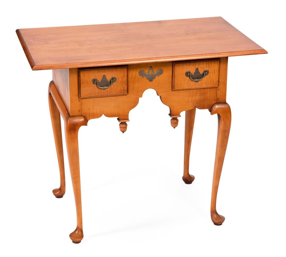 ELDRED WHEELER QUEEN ANNE-STYLE LOWBOY