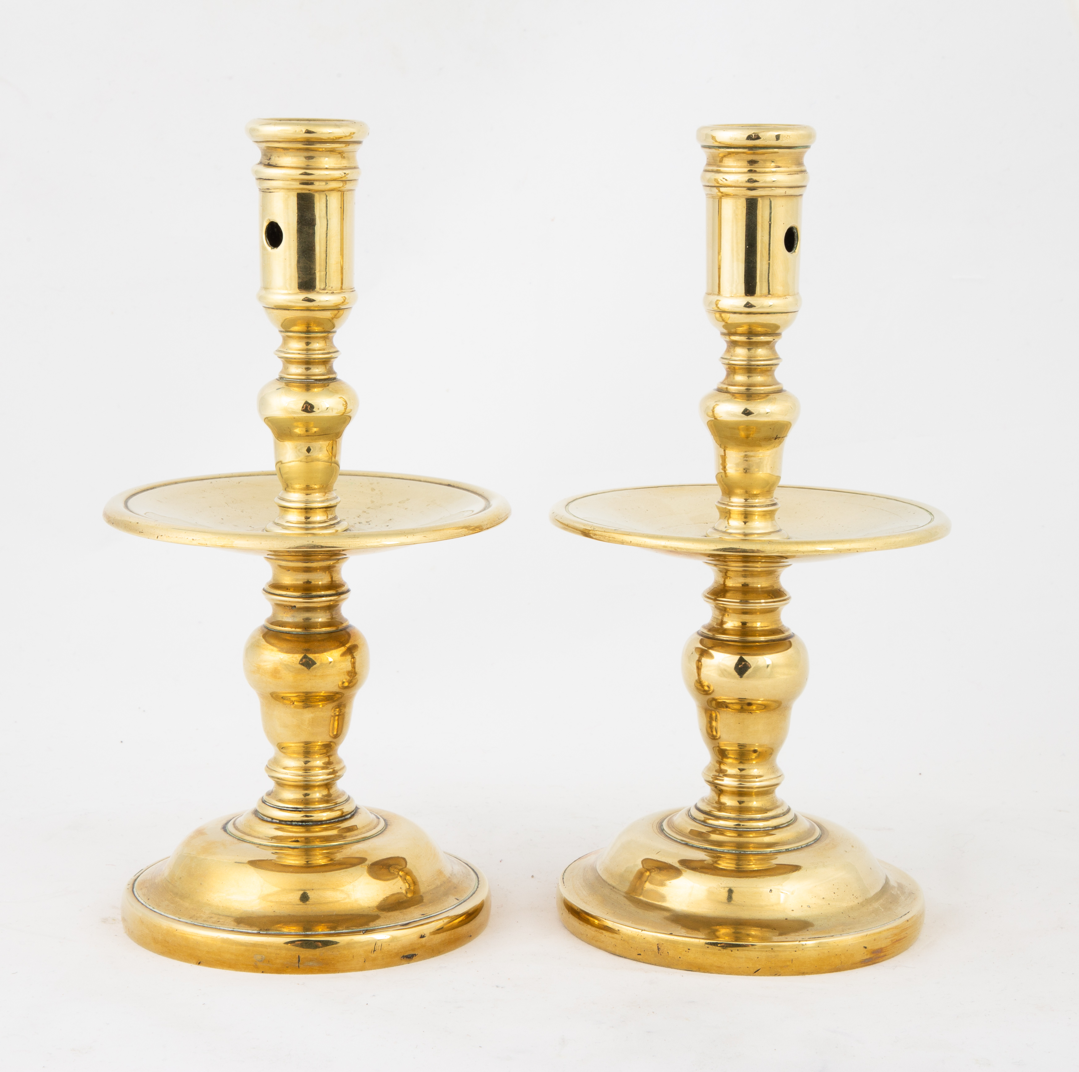 EARLY PAIR DUTCH BRASS TURNED CANDLESTICKS 352963