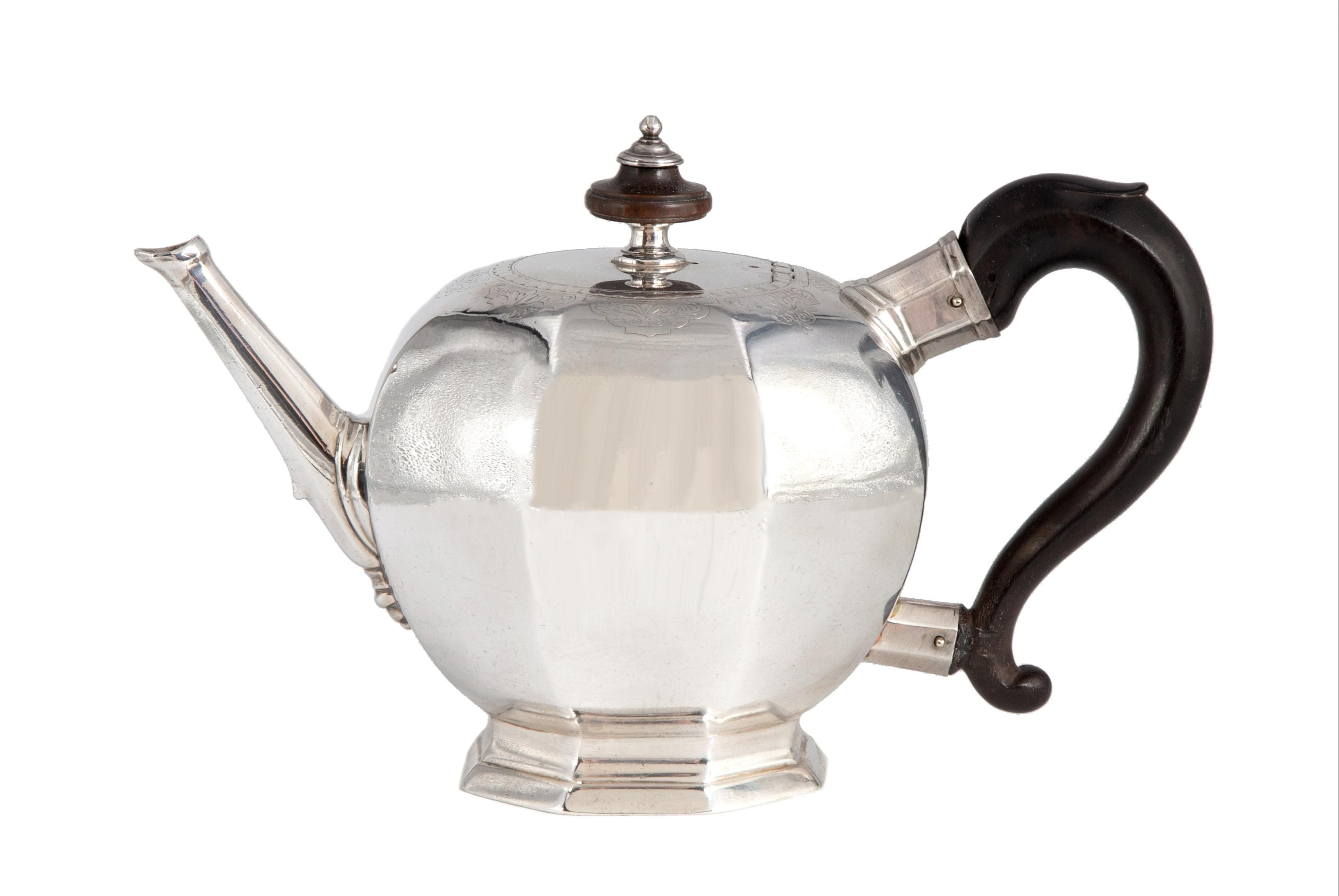 GEORGE I SILVER OCTAGONAL TEAPOT, MARK