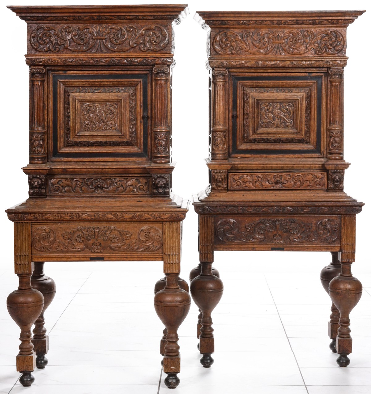 A PAIR 19TH C. RENAISSANCE REVIVAL CARVED