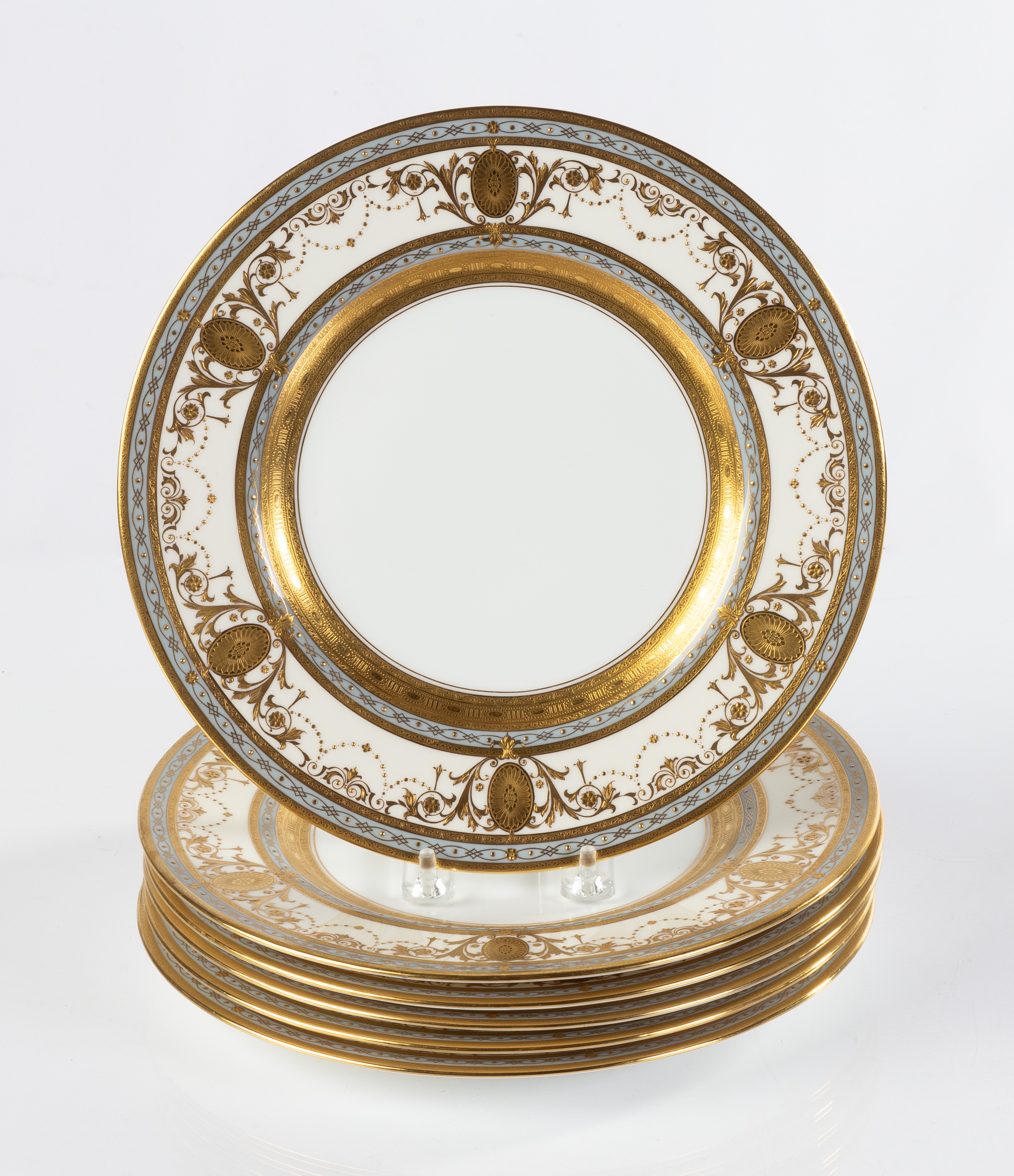  24 MINTON GILT PORCELAIN SERVICE 352b4d