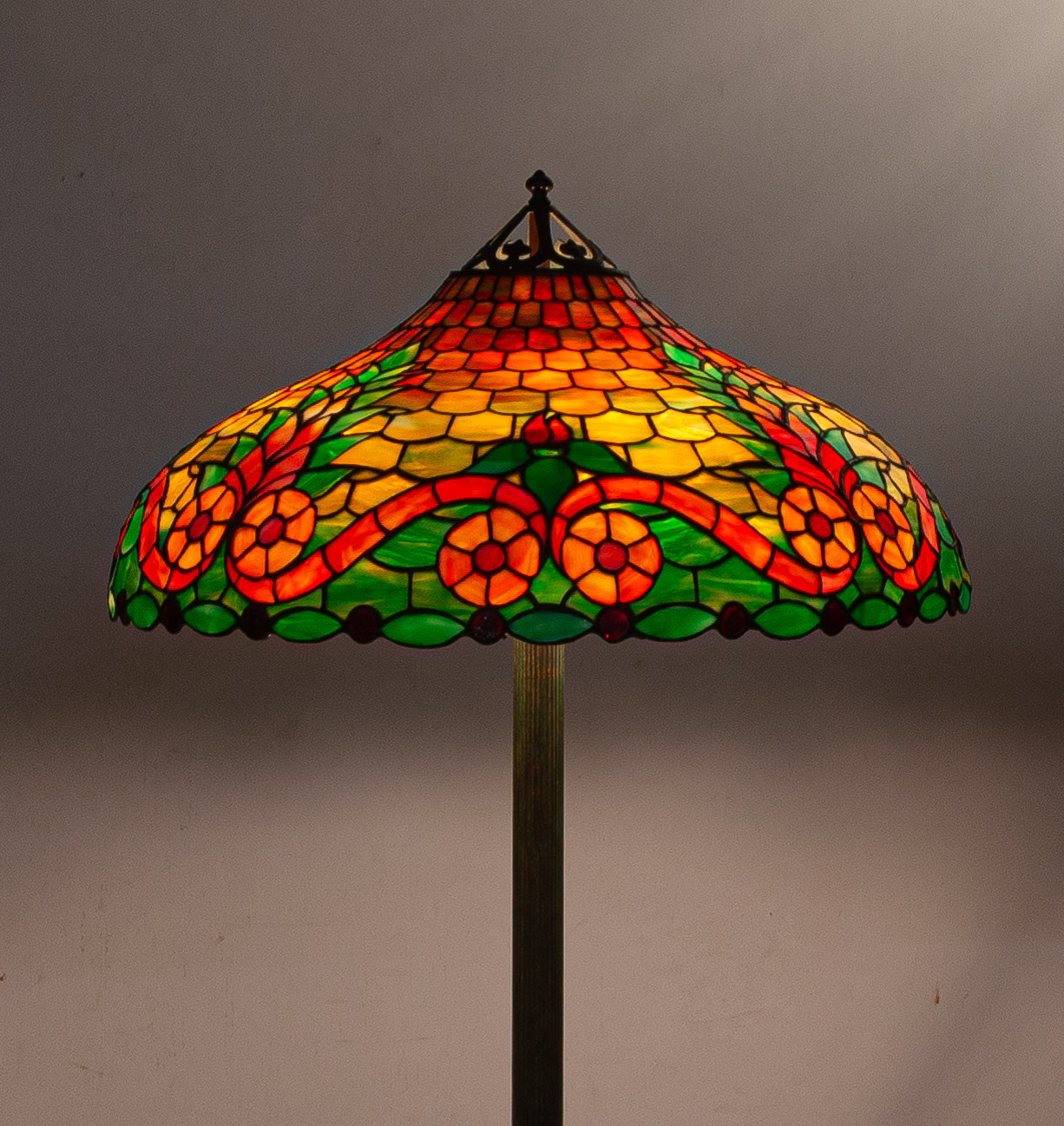 HANDEL FLOOR LAMP Early 20th century  352bbf