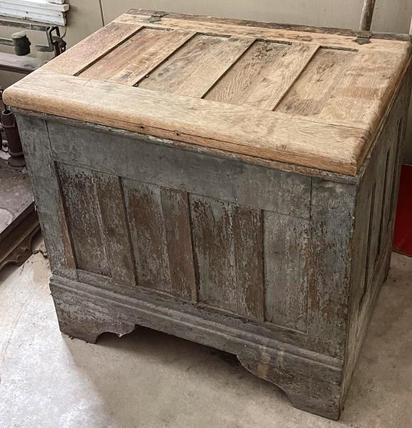 ANTIQUE OAK LIFT TOP ICE BOX IN 352dd1