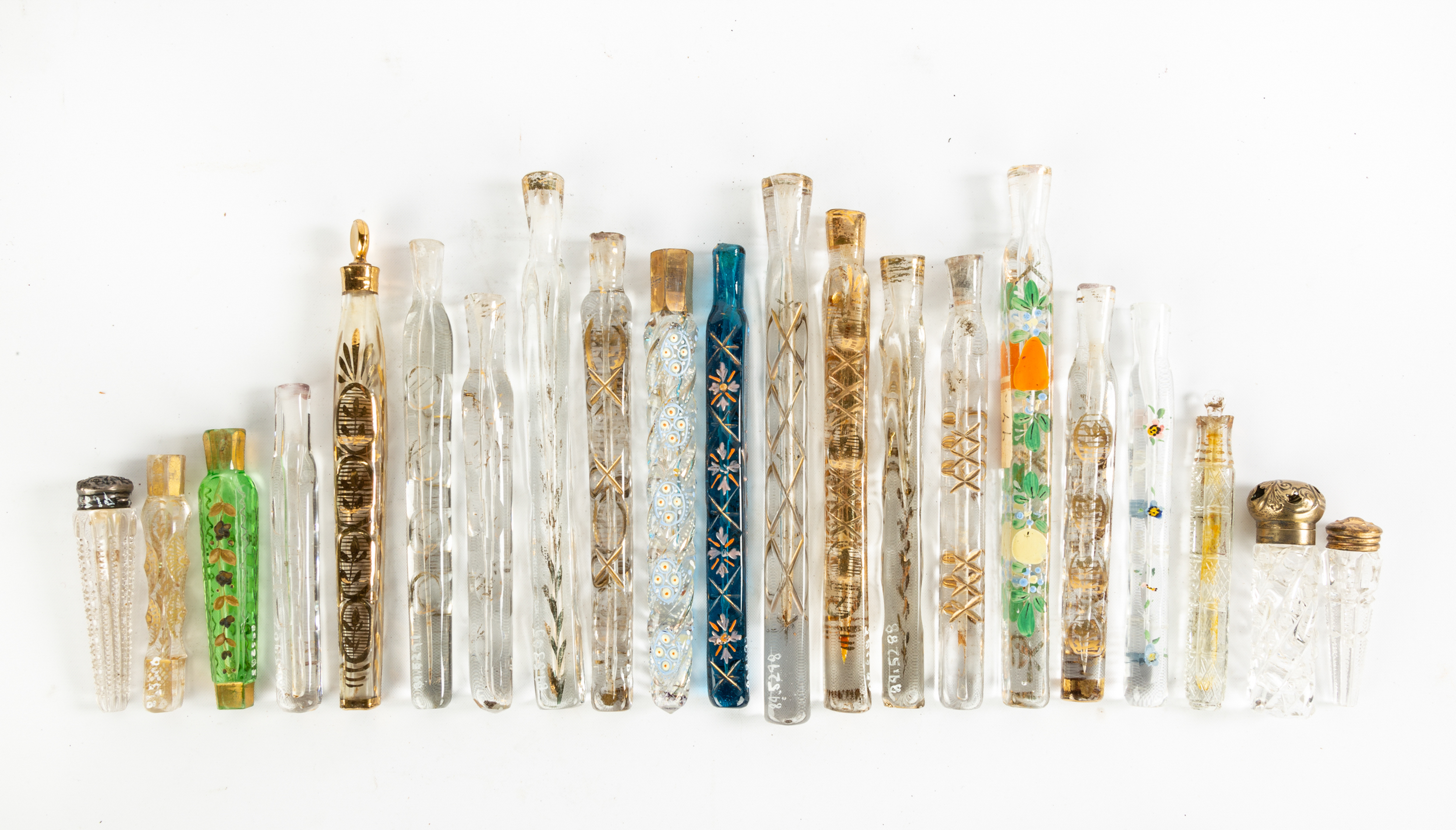 LAY DOWN GLASS PERFUMES circa 1900.