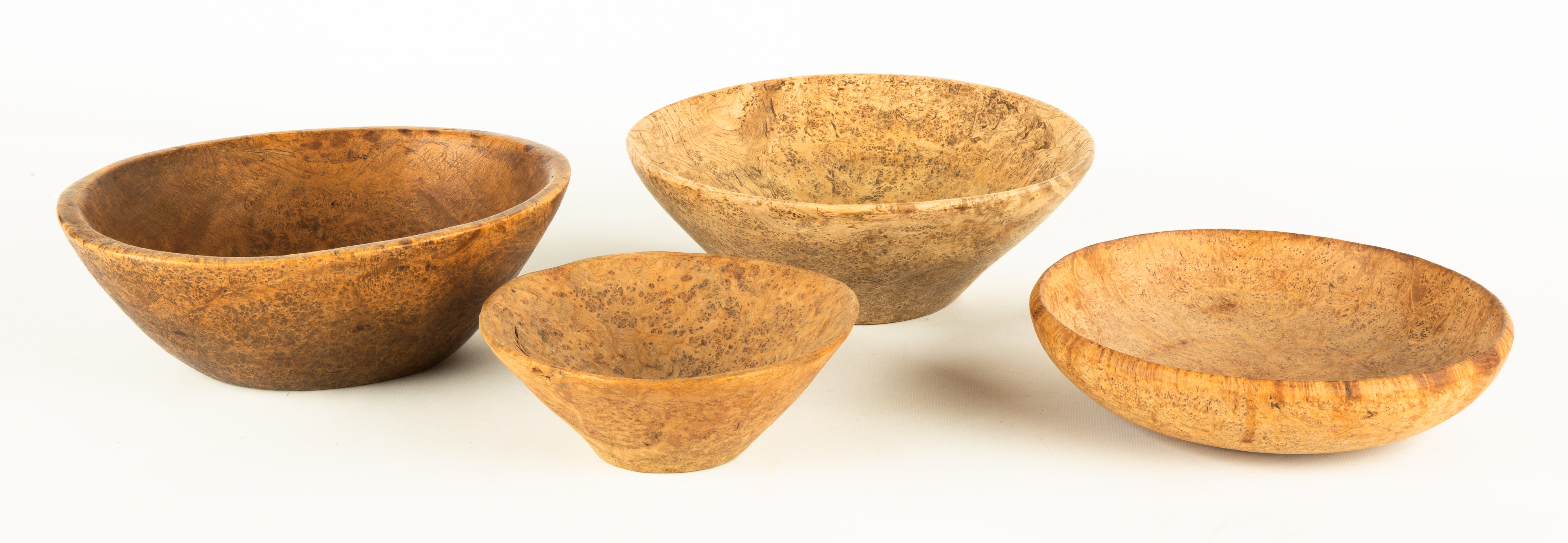 FOUR BURL BOWLS Early 19th century.