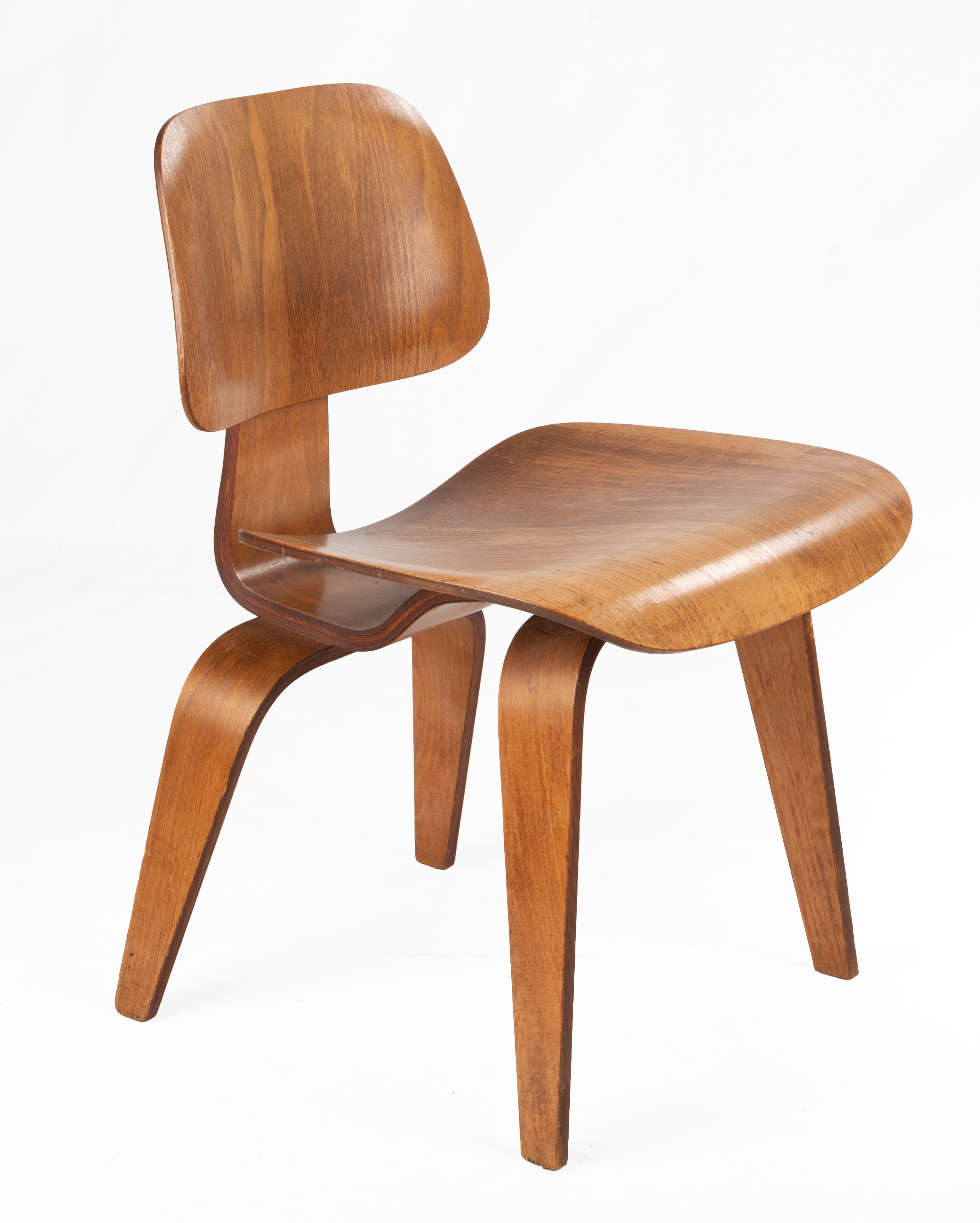 AN EARLY CHARLES RAY EAMES DCW 353175