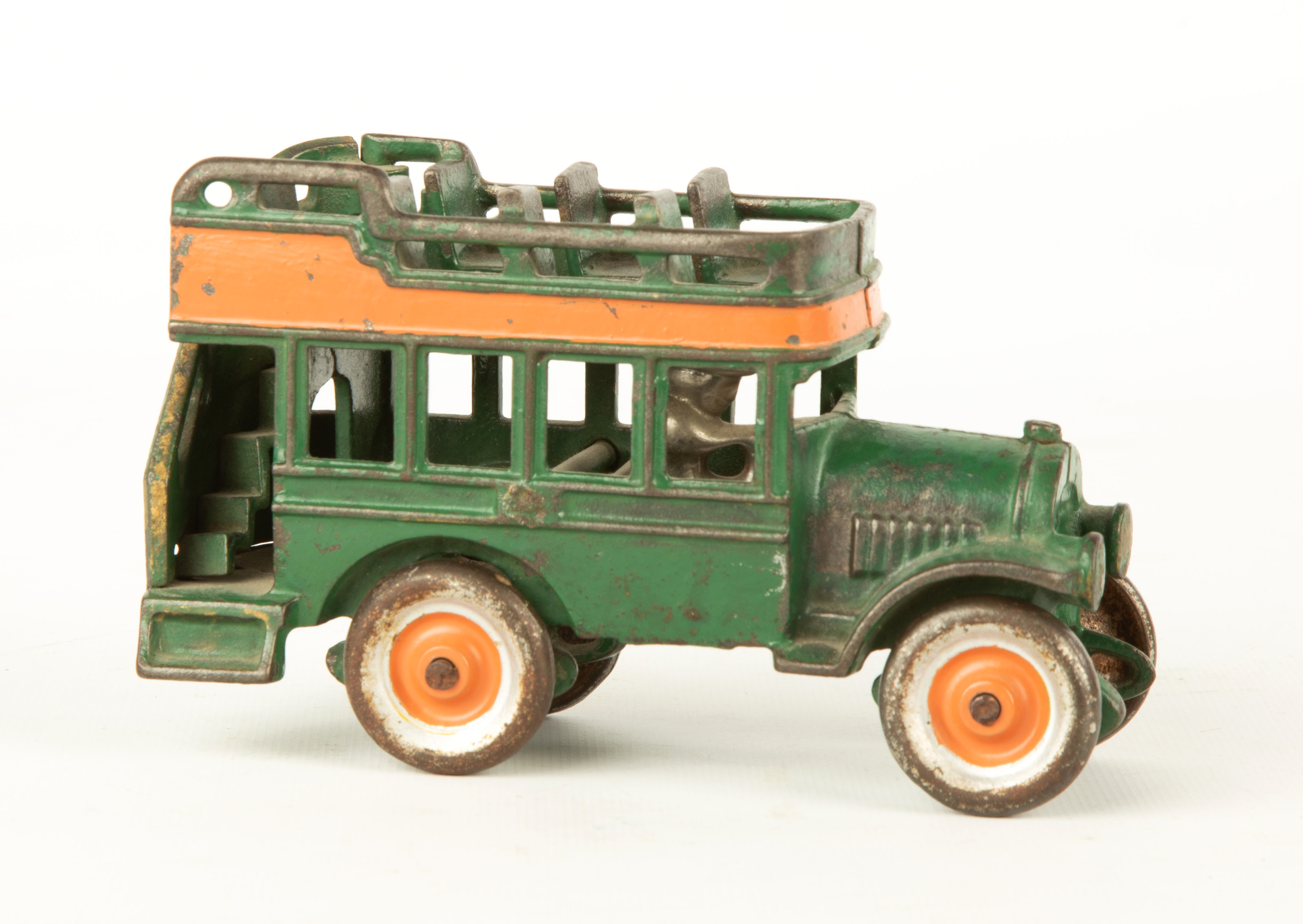 VINTAGE CAST IRON DOUBLE DECKER 353280