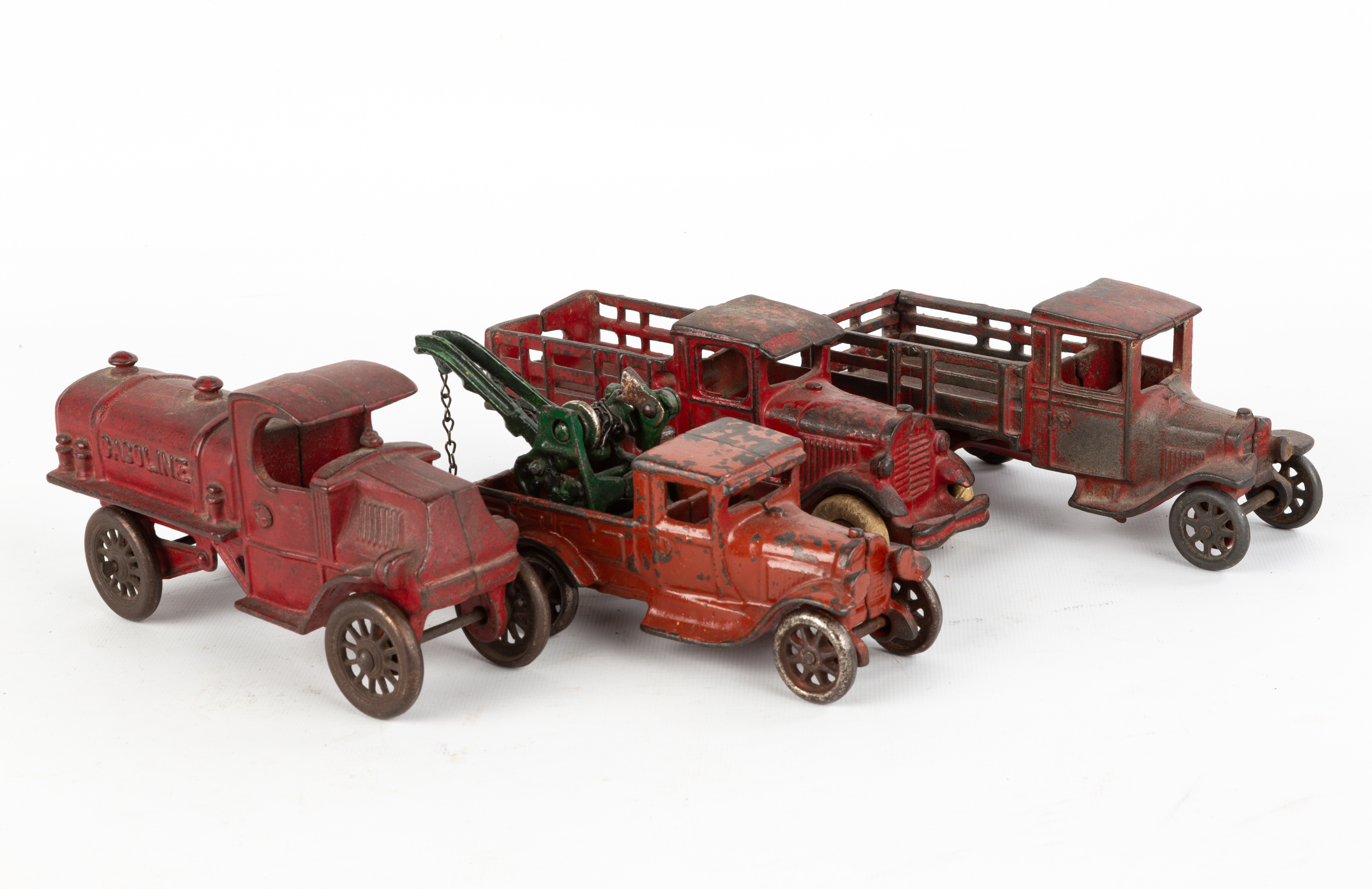 CAST IRON TOY GAS TRUCK, WRECKER