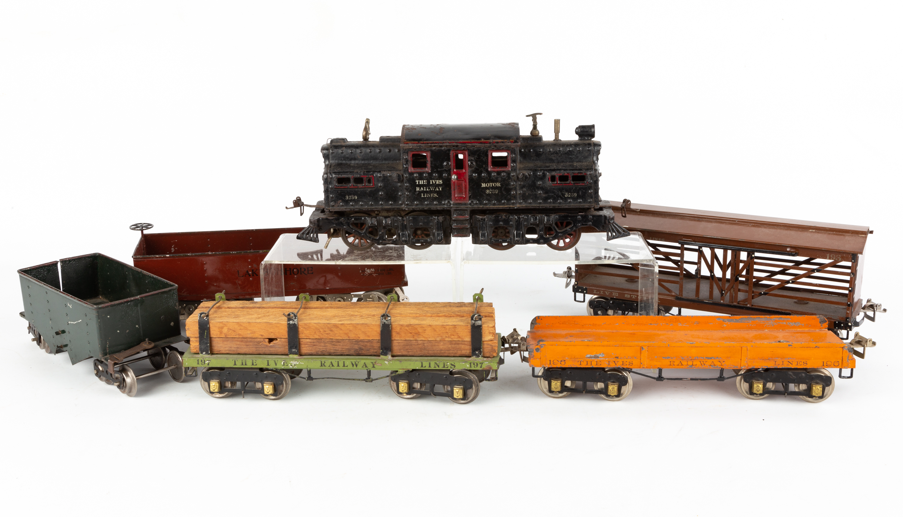 IVES 3239 TRAIN SET Early 20th century.