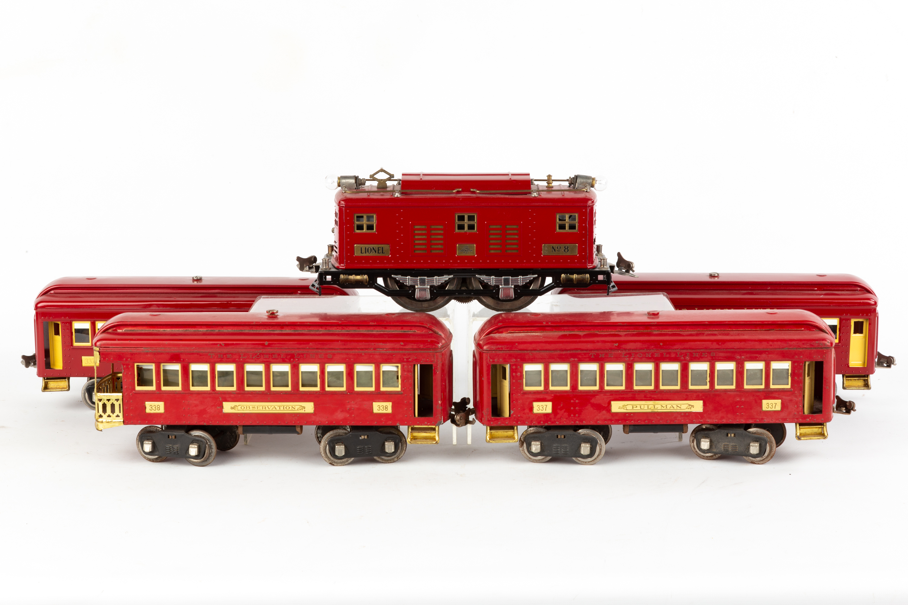 LIONEL 8 STANDARD GAUGE TRAIN SET