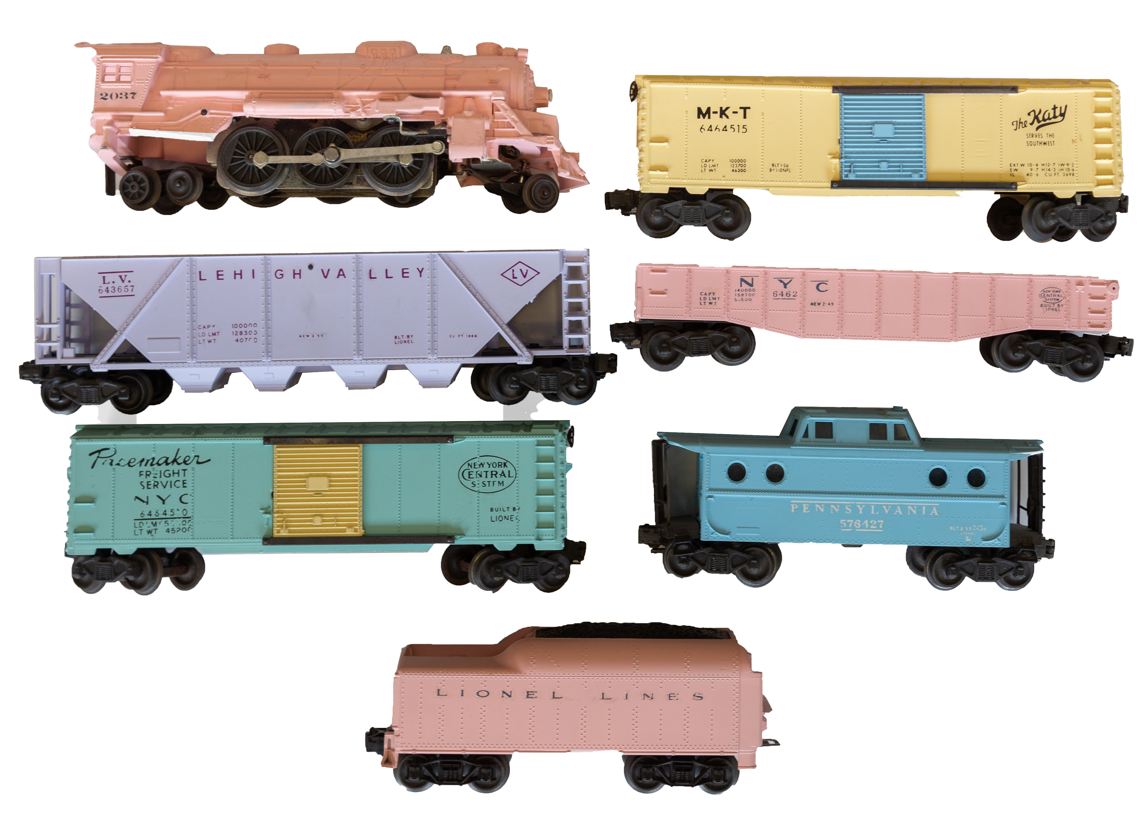 LIONEL TOY TRAIN SET FOR GIRLS