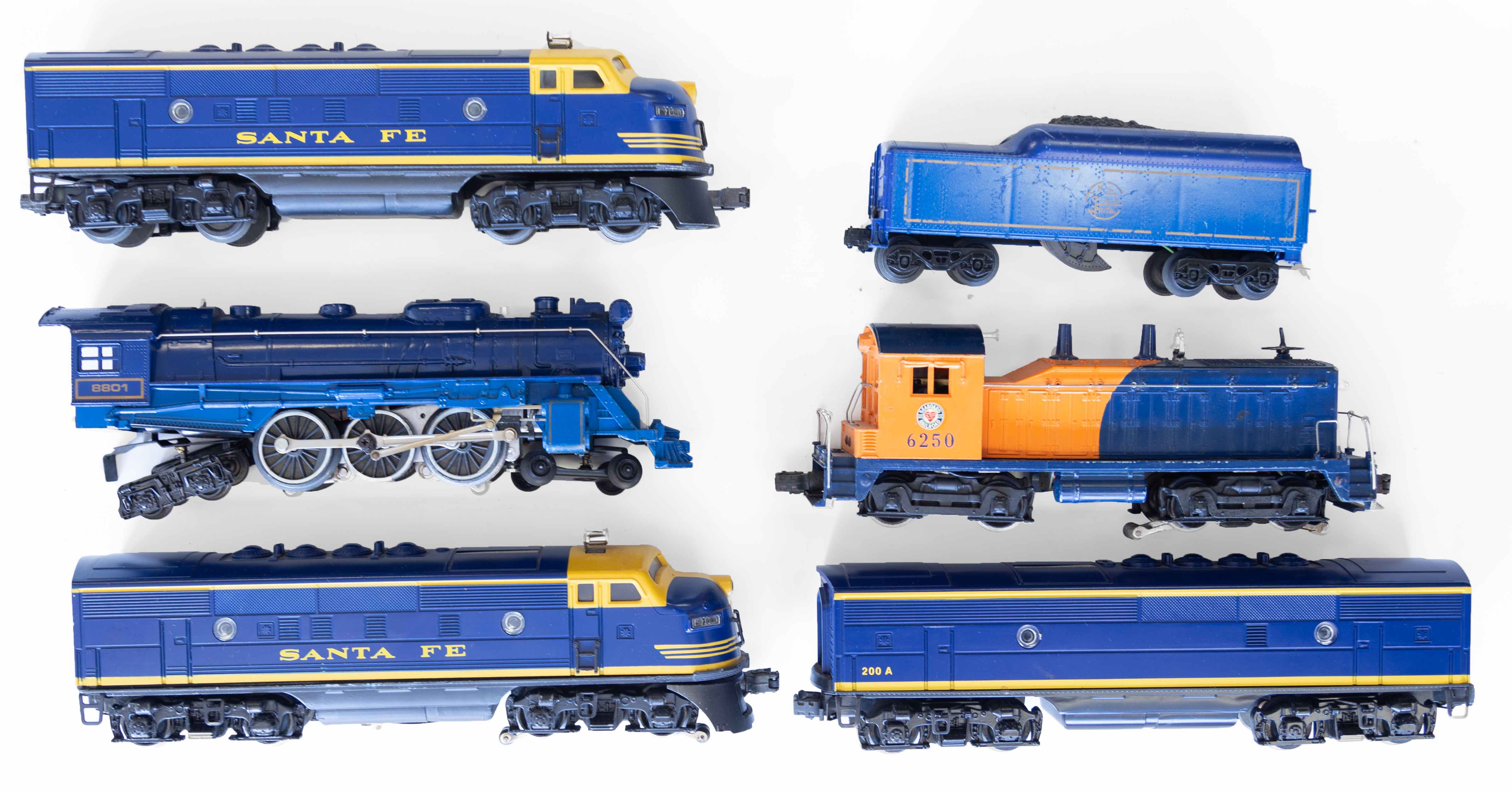 GROUP OF POST-WAR LIONEL TRAINS Group