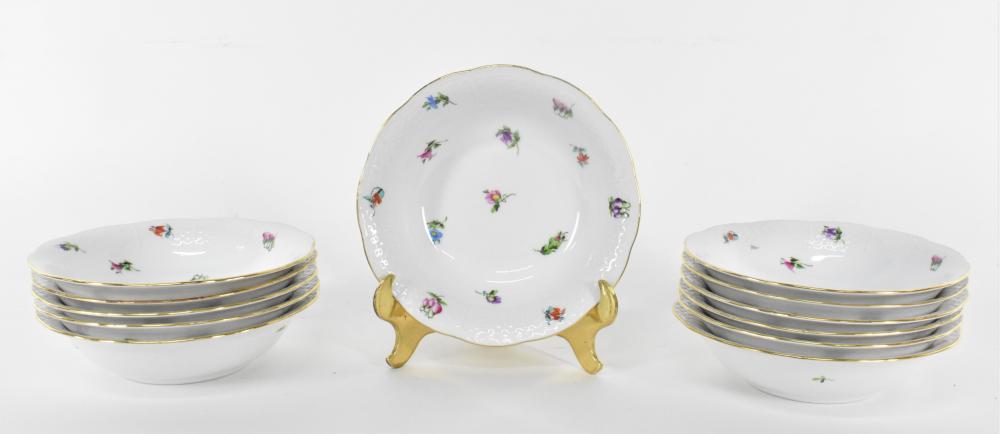 SET OF TWELVE HEREND PORCELAIN 35343a