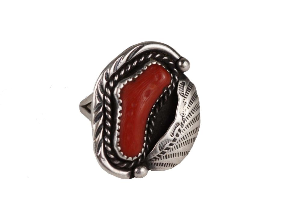 NAVAJO CORAL MOUNTED SILVER RINGUnmarked.