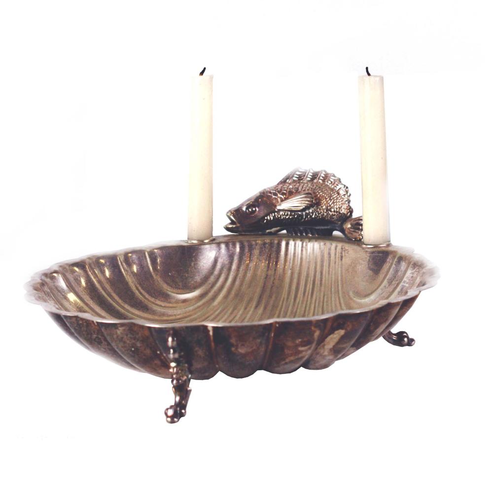 LARGE SILVER PLATE SHELL FORM CENTERPIECE 3538b9
