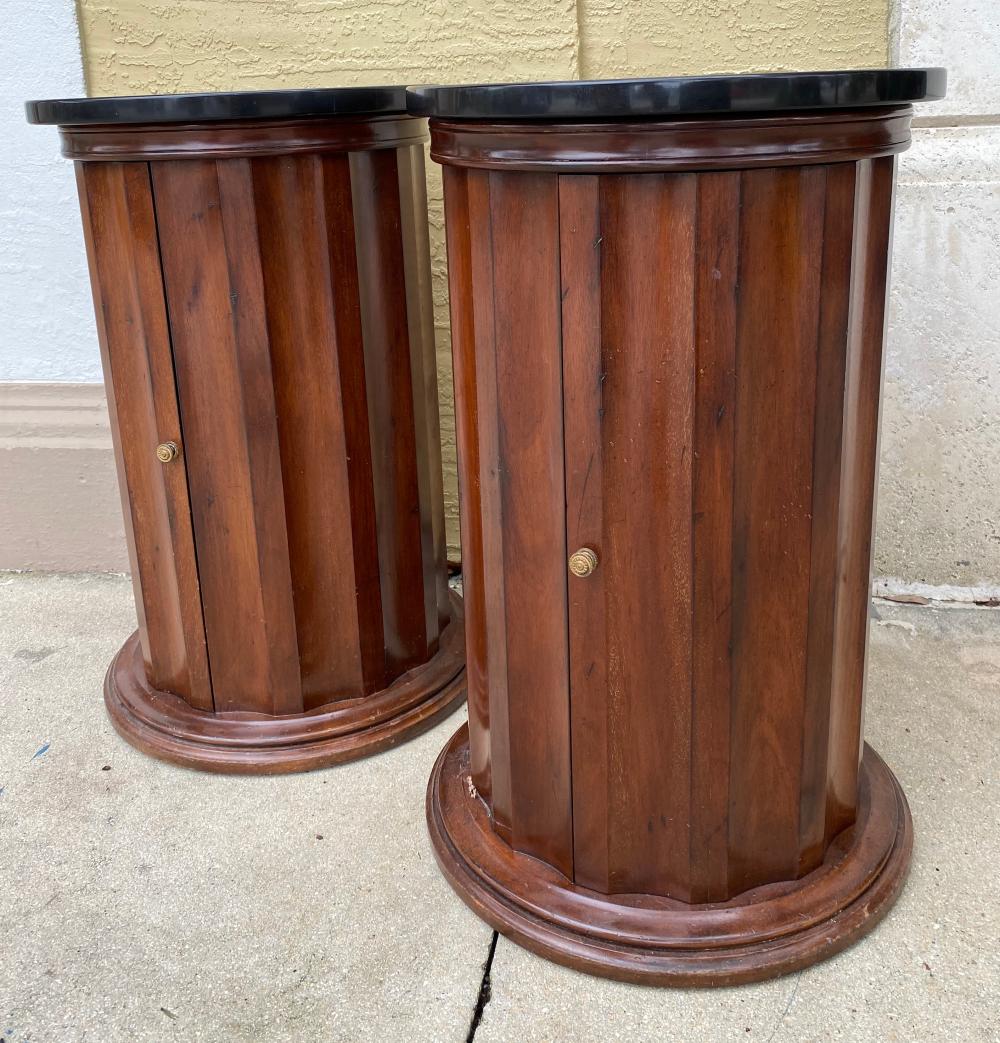 PAIR OF FRENCH NEOCLASSICAL MAHOGANY 353a08